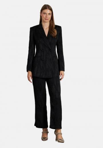 Короткое пальто