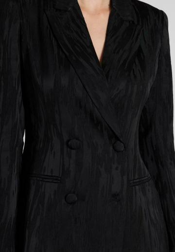 Короткое пальто