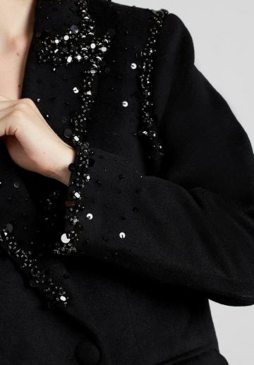 Шерстяное пальто