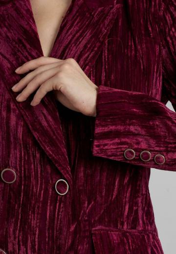 Короткое пальто