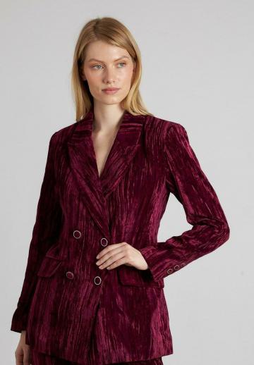 Короткое пальто