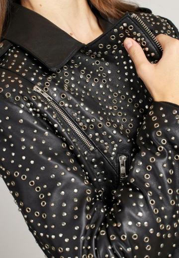 Короткая куртка