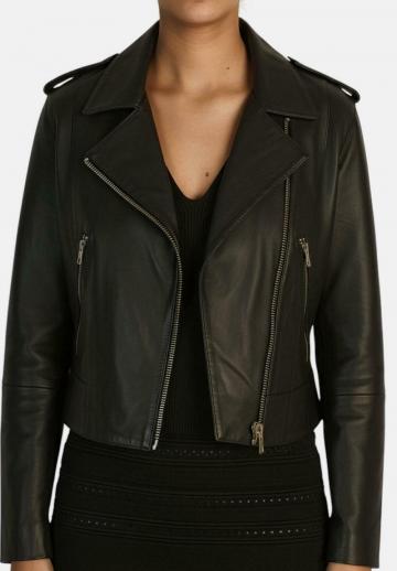 Короткая куртка