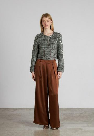 Короткая куртка