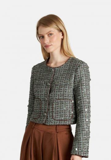 Короткая куртка