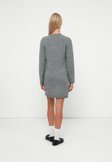 Вязаное платье