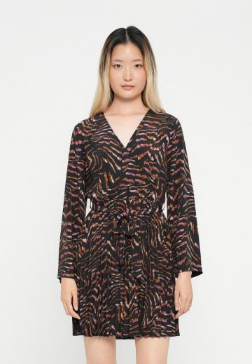 Коктейльное платье