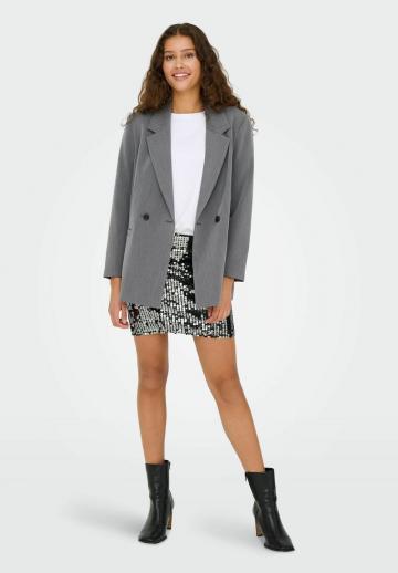 Короткое пальто