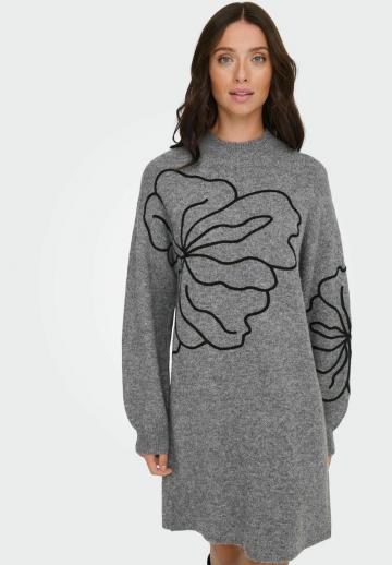 Вязаное платье