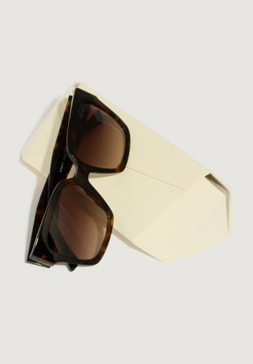 Солнечные очки