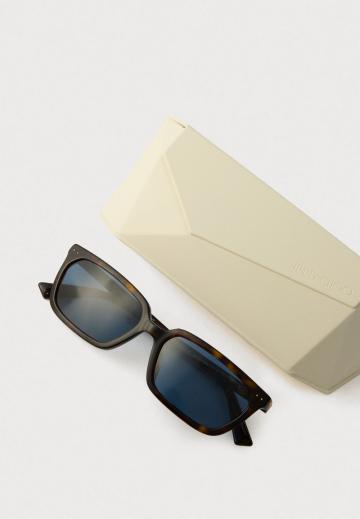 Солнечные очки