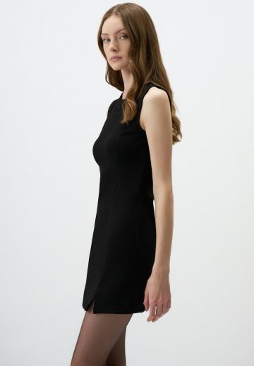 Платье футляр