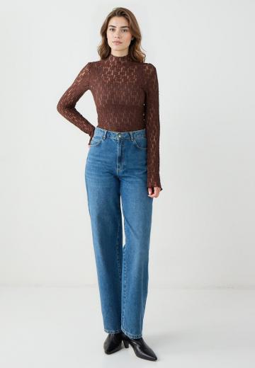 Кружевная блузка