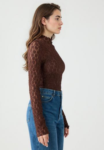 Кружевная блузка