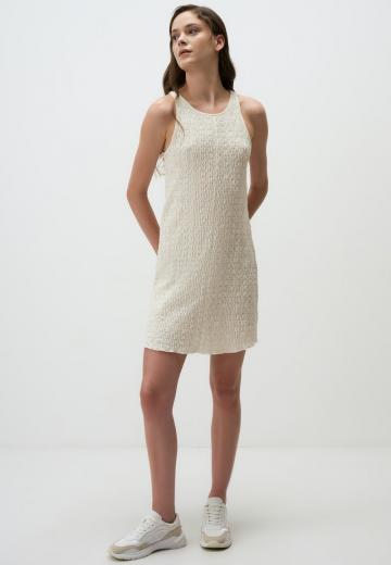 Короткое платье