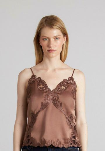 Топ на бретельках