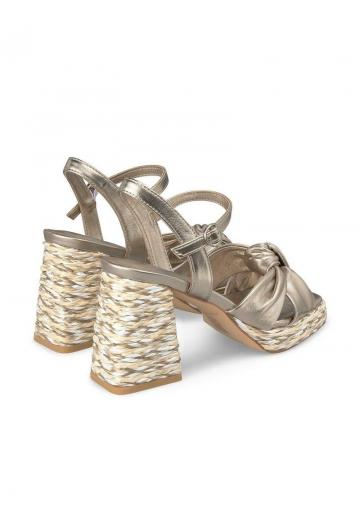 Гандбольные кроссовки