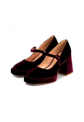 Туфли с ремешком