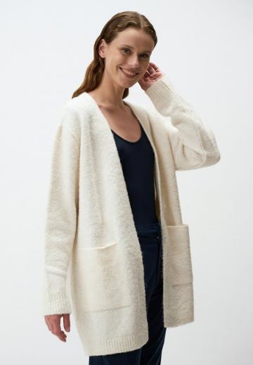 Длинный жилет