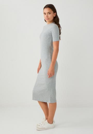 Платье футляр