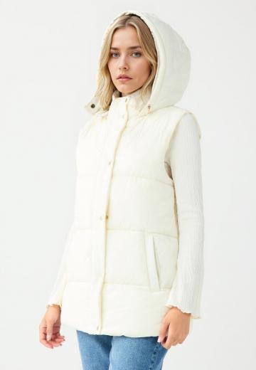 Длинный жилет