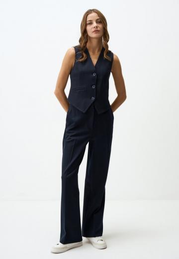 Джинсовая жилетка