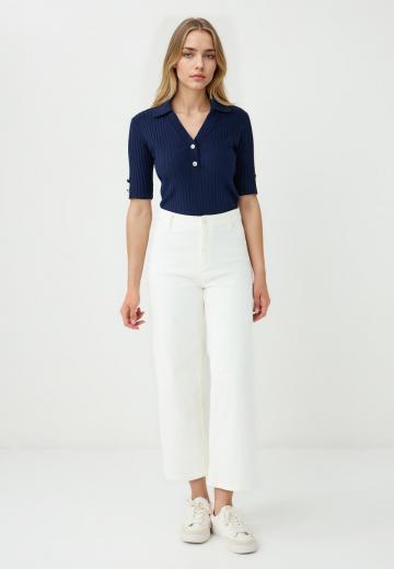 Короткие джинсы