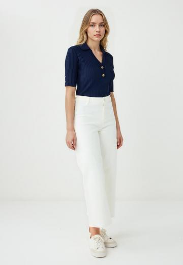 Короткие джинсы