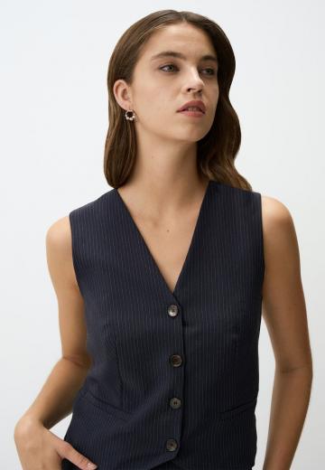 Короткая куртка