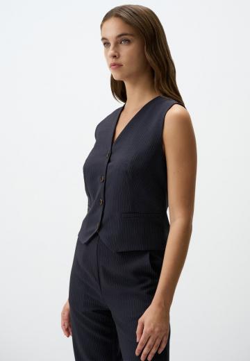 Короткая куртка