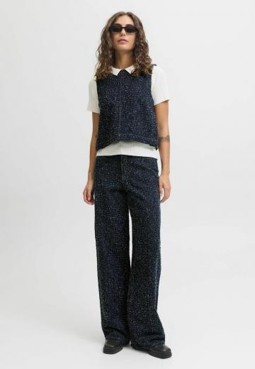 Джинсовая жилетка