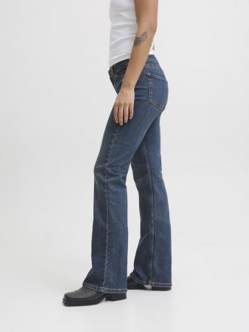 Клешеные брюки