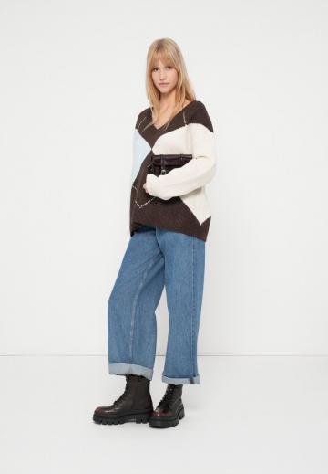 Длинный пуловер