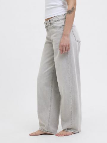 Свободные джинсы