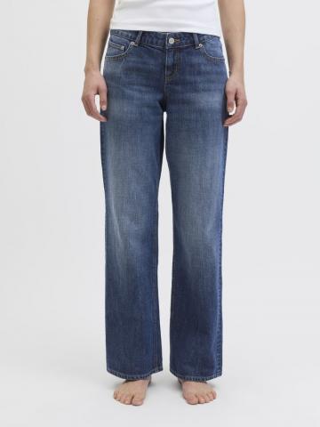 Свободные джинсы