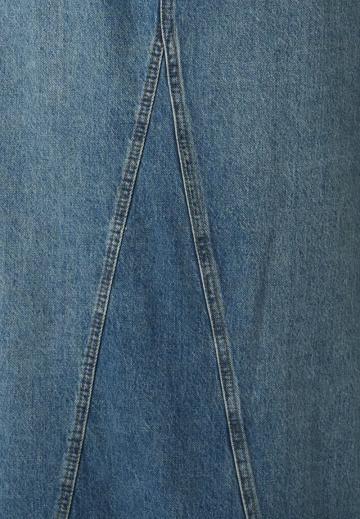 Юбка с накладными карманами