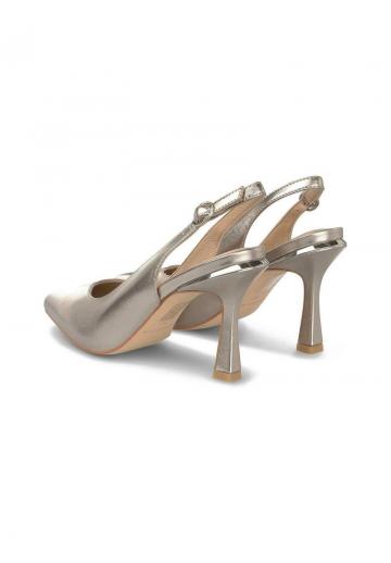 Туфли на высоком каблуке