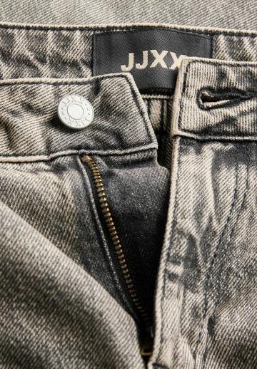 Свободные джинсы