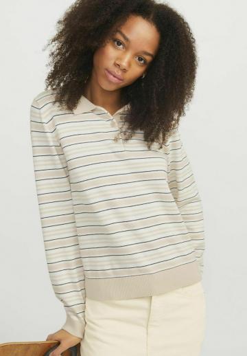 Пуловер с воротником поло