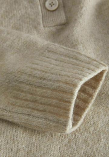 Пуловер с воротником поло