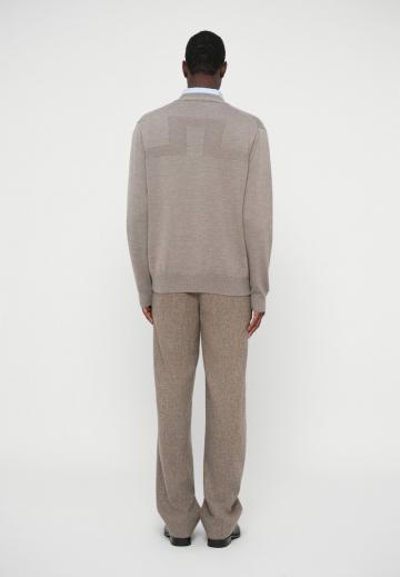 Вязаная кофта