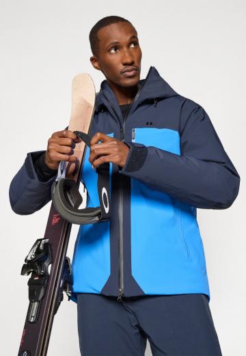 Сноубордическая куртка