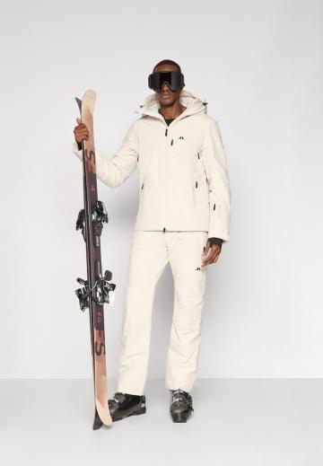 Сноубордическая куртка