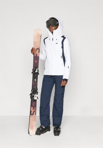 Спортивная куртка