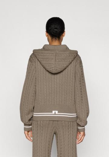 Спортивная толстовка