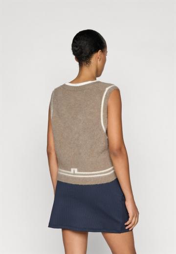 Пуловер без рукавов