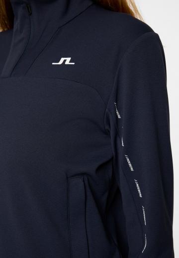 Спортивная куртка