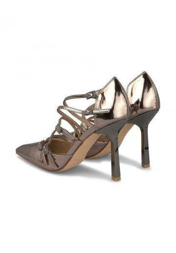 Туфли с ремешком