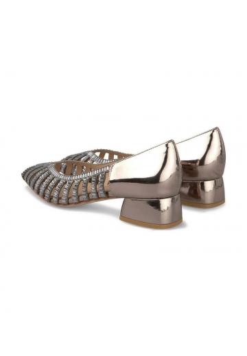 Туфли с открытым носом