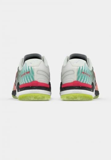 Футбольные бутсы